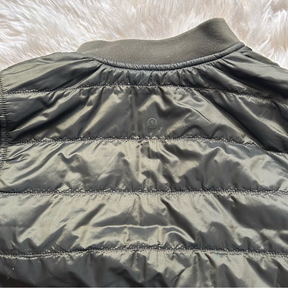 Lululemon reversible bomber - Picture 4 of 4